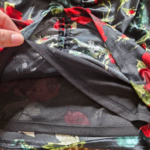 INC Women’s Velvet Floral Ruched Puff Sleeve Top Medium Whimsygoth Romantic Y2K - Picture 9 of 14